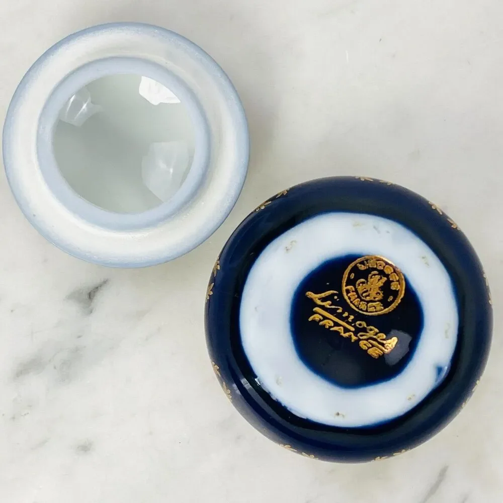 Limoges France Fragonard Courting Couple Trinket Box Blue Gold 2.5
